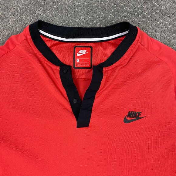 Nike Shirt Men's Large Fits like Medium Red Tech Fleece Blade Collar 846871 602 - Picture 2 of 9